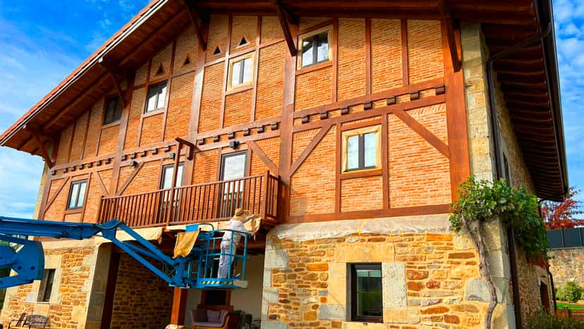 Pintores profesionales trabajando en Vizcaya